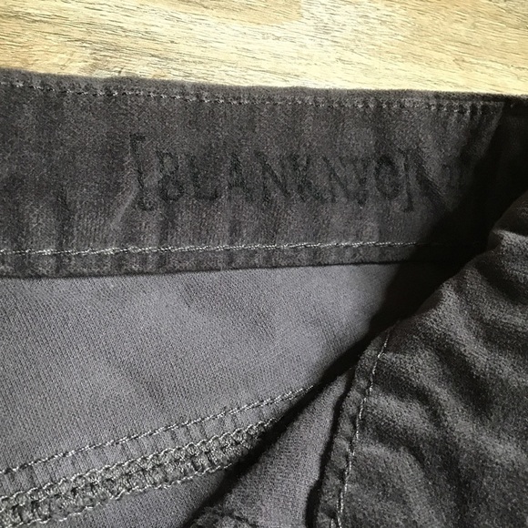 BLANK NYC Pants Size 27 Spray On Skinny Leg Soft Velvet Fabric Dark Brown - Picture 9 of 14
